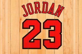 开云网站-伊朗队在巴黎奥运会比赛中多次利用边路进攻，伊朗参加奥运会